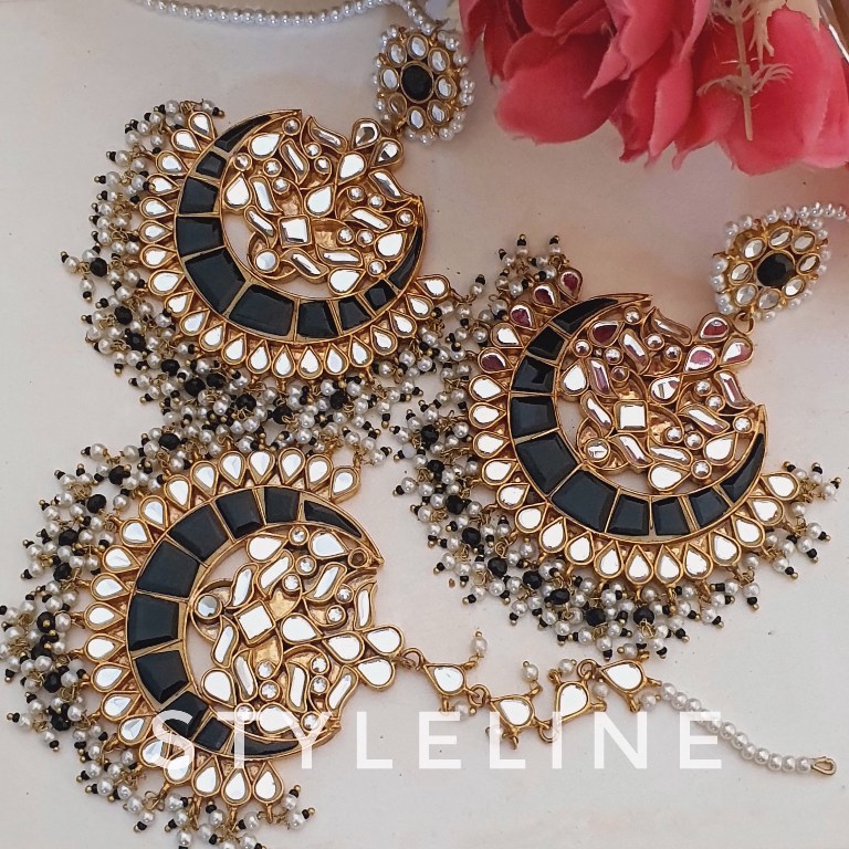 JHANVI -JHUMKA -BINDI -SET-BLACK