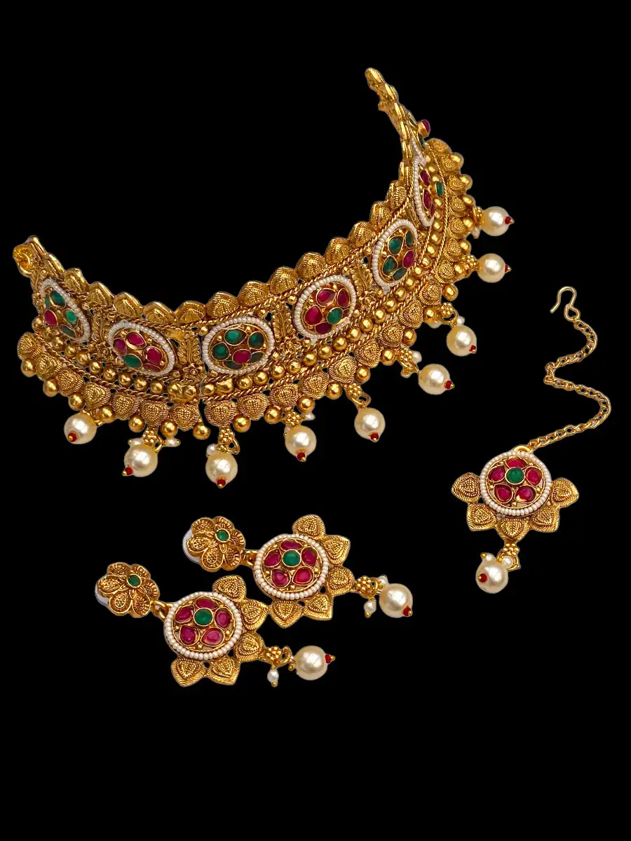 ZOYA COLLAR SET