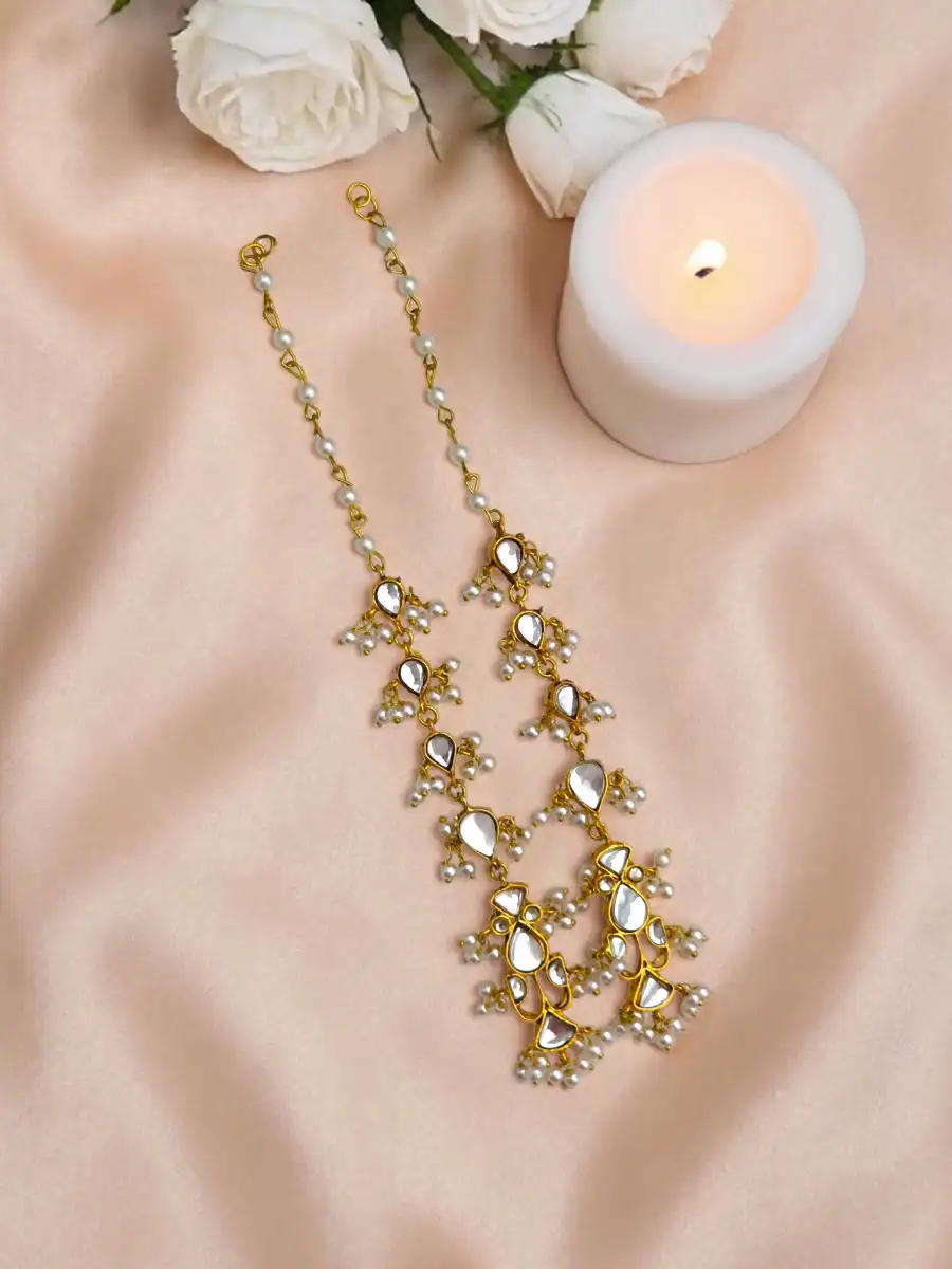 MAEVE EARRINGS - WHITE