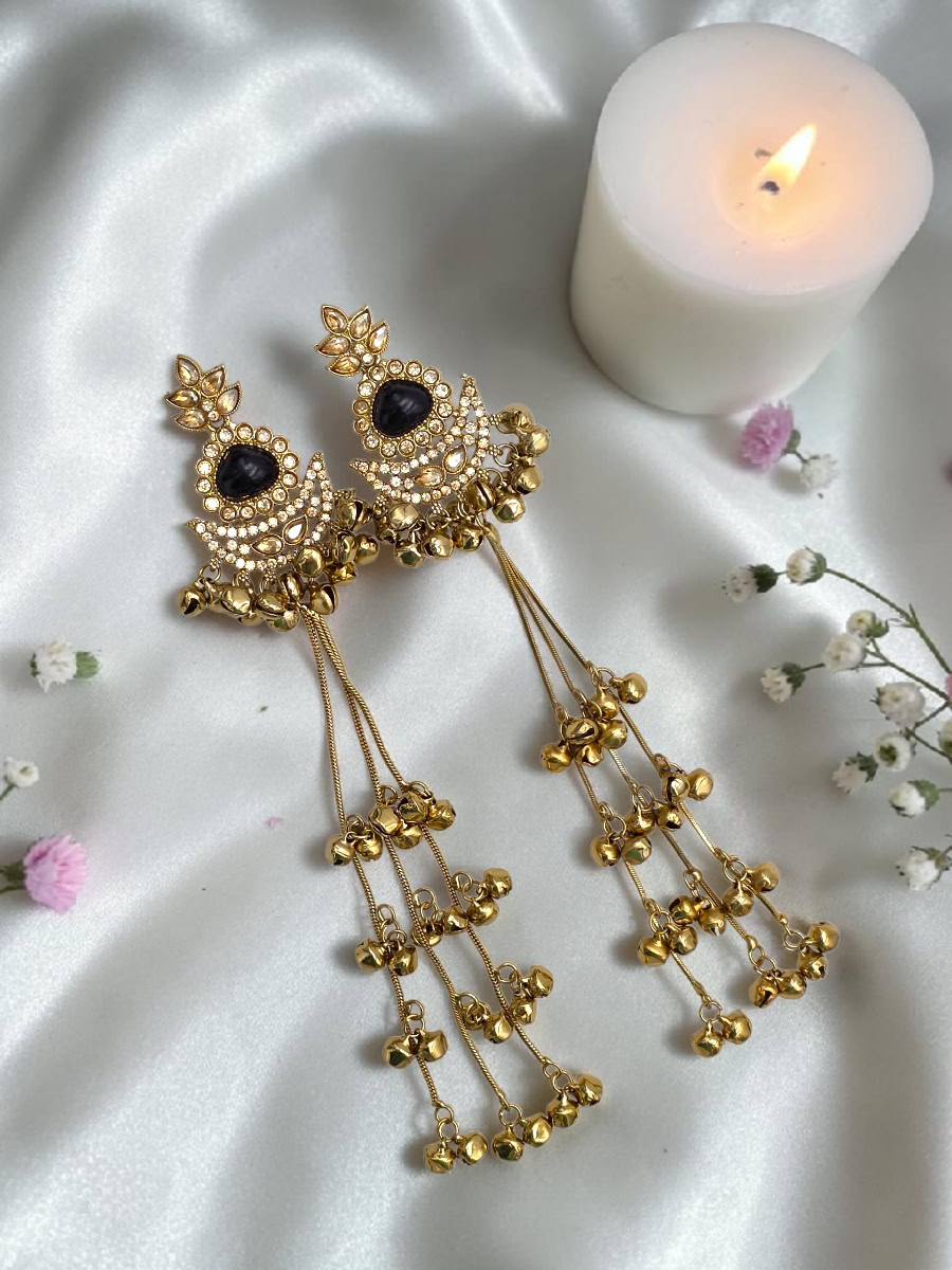 SAMARA KASHMIRI EARRINGS - BLACK
