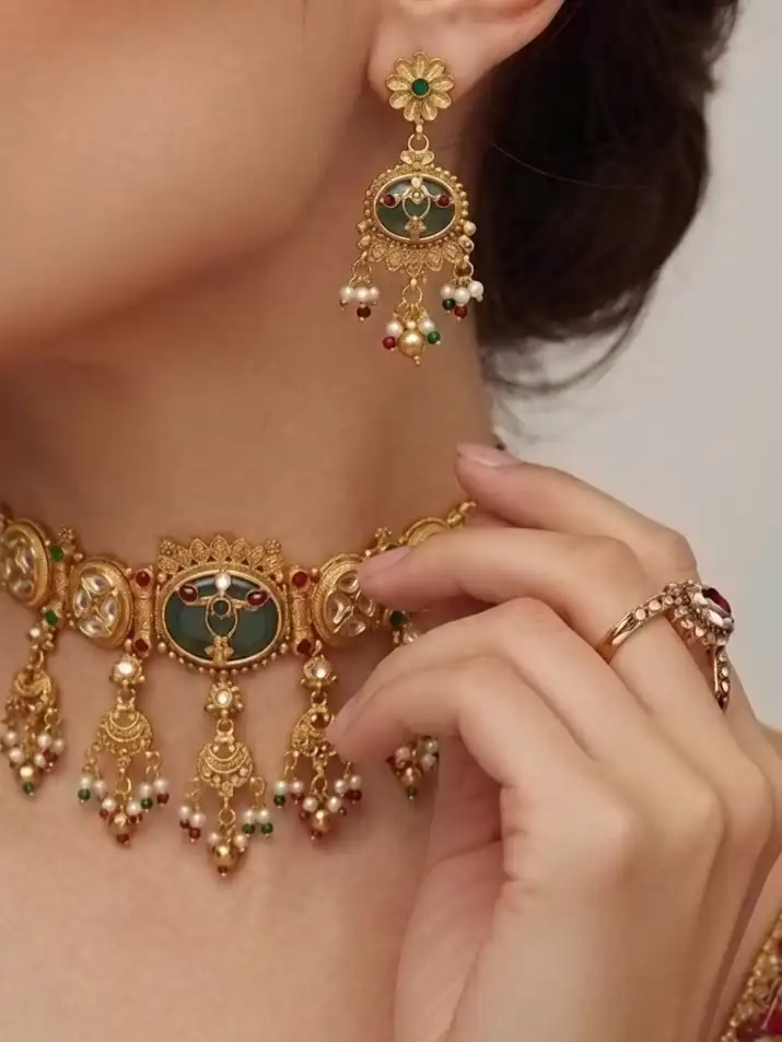 CHARVI CHOKER SET