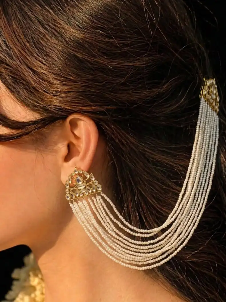 SNEHA SAHARAY STUDS/ EARRINGS