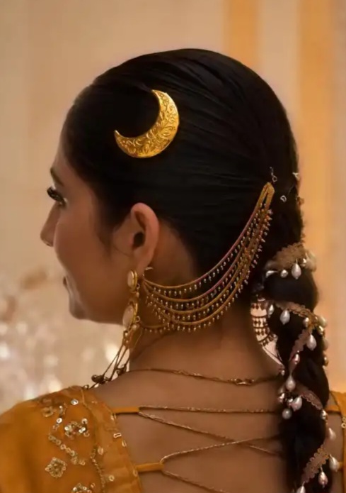 MOON HAIR PIN - GOLD